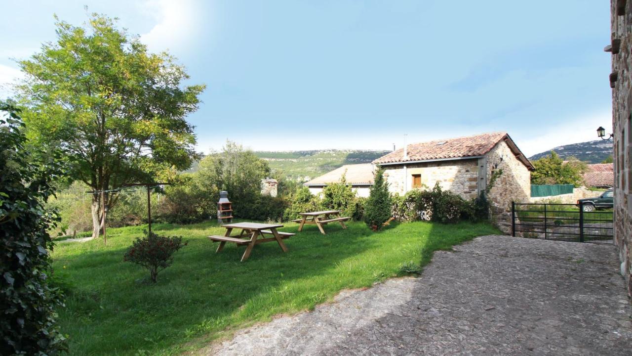 La Romanika De Fellini San Martín de Elines Exterior foto